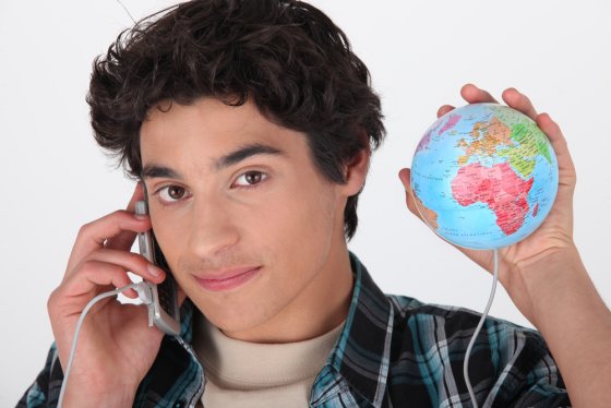 Post image for How to make cheap-to-free mobile calls internationally